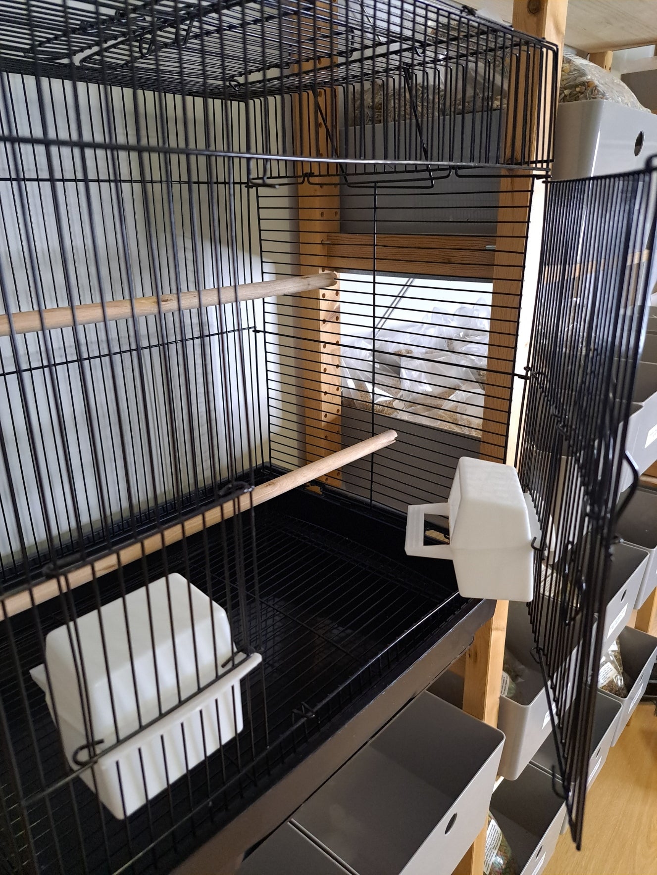 Open top bird cage