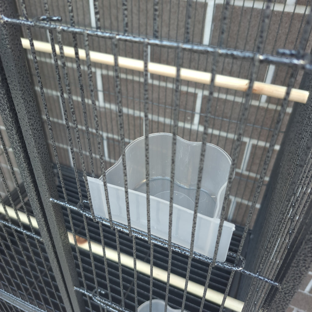 Medium flight cage & stand